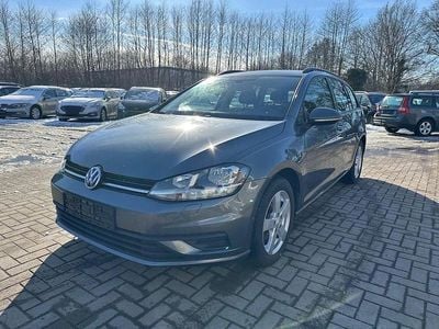 Second-hand VW Golf VII Trendline 116 CP (85 kW) 2018 Gri Break