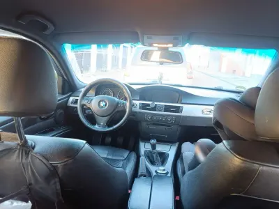 Gebraucht BMW 320 Sport Line 163 PS (119 kW) 2005 Schwarz Kombi