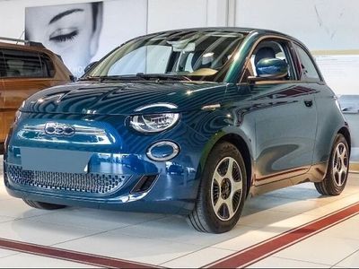 Gebraucht Fiat 500e Action 69 kW (95 PS) 2023 Grün Kleinwagen