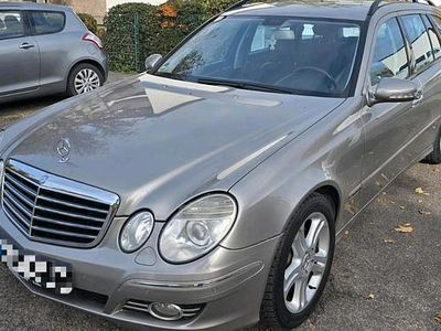 Mercedes E320