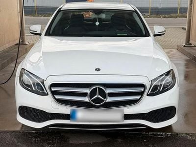 Gebraucht Mercedes E200 185 PS (136 kW) 2018 Weiß Limousine