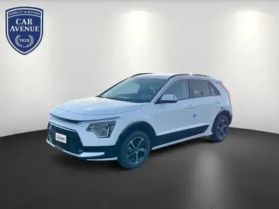 Second-hand Kia Niro Vision 129 CP (94 kW) 2024 Alb SUV
