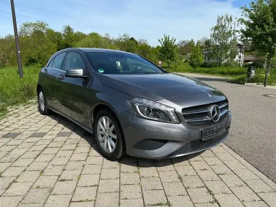 Second-hand Mercedes A180 122 CP (89 kW) 2013 Gri Berlinǎ