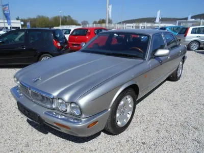 Gebraucht Jaguar XJ Sovereign 284 PS (208 kW) 1999 Silber Limousine