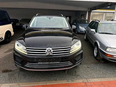 Schwarz Gebraucht 2016 VW Touareg SUV | 15.990 € (Etwas zu teuer)