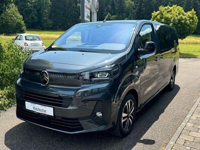 Grau Gebraucht 2024 Citroën Spacetourer Van / Kleinbus | 38.900 € (Etwas zu teuer)
