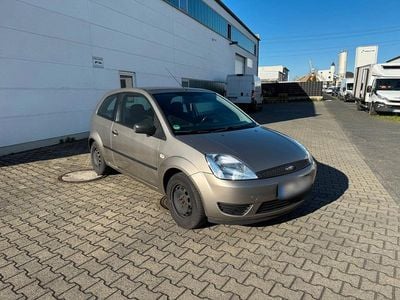Usata Ford Fiesta 80 CV (58 kW) 2005 Utilitaria