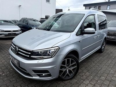 Usata VW Caddy Highline 102 CV (75 kW) 2016 Argento Monovolume