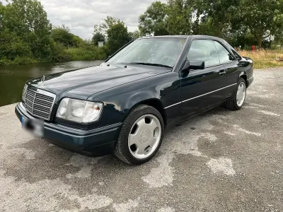 Gebraucht Mercedes 200 136 PS (100 kW) 1996 Grau Coupé