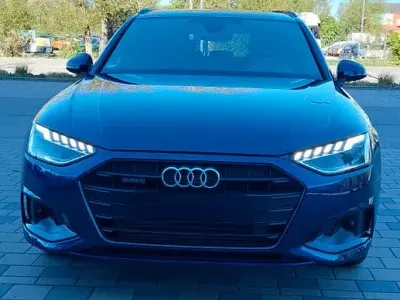 Używany Audi A4 Advanced 204 KM (150 kW) 2021 Niebieski Kombi