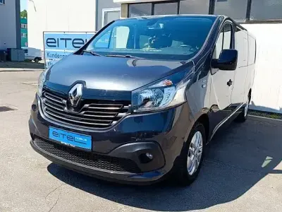 Gebraucht Renault Trafic 146 PS (107 kW) 2018 Grau Van / Kleinbus