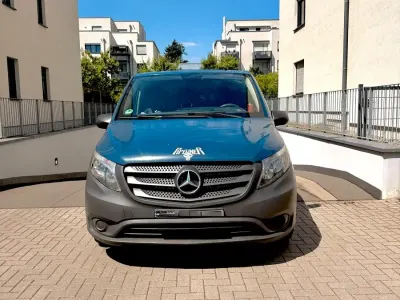 Gebraucht Mercedes Vito 136 PS (100 kW) 2019 Blau Van