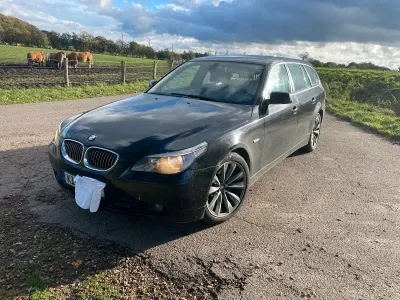 Gebraucht BMW 525 163 PS (119 kW) 2005 Schwarz Kombi