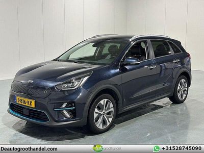 Blau Gebraucht 2020 Kia e-Niro SUV | 11.979 €