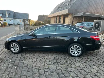 Usata Mercedes E350 292 CV (214 kW) 2009 Nero Coupé