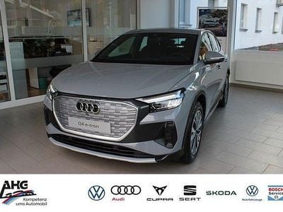 Grau Gebraucht 2022 Audi Q4 e-tron Sport SUV | 28.490 € (Guter Preis)