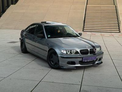 Grau Gebraucht 2004 BMW 318 M Sport Limousine | 3.200 € (Etwas zu teuer)