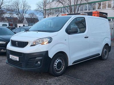 Gebraucht Peugeot Expert Premium 177 PS (130 kW) 2019 Weiß Van