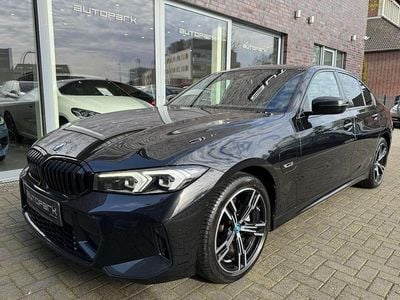 Gebraucht BMW 320e M Sport 163 PS (119 kW) 2023 Schwarz Limousine