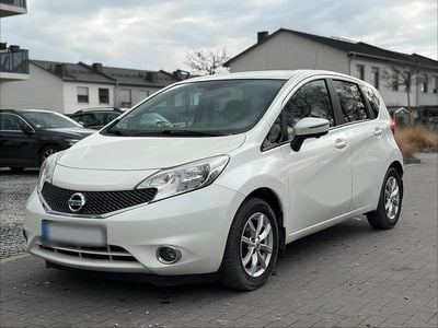 Begagnad Nissan Note 90 HK (66 kW) 2012 Vit Halvkombi