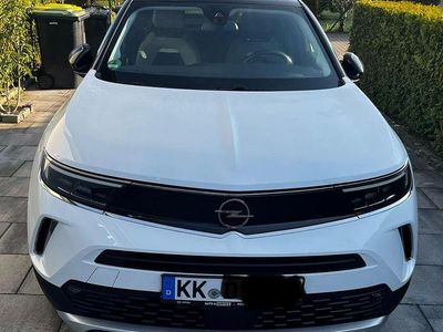 Usata Opel Mokka Elegance 131 CV (96 kW) 2022 Bianco SUV