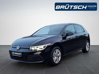 Gebraucht VW Golf VIII Life 110 PS (80 kW) 2021 Deep black perleffekt Limousine
