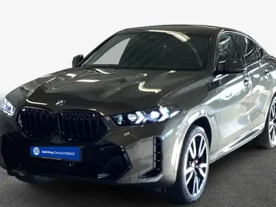 Neu BMW X6 M Sport 298 PS (219 kW) 2026 Grün SUV