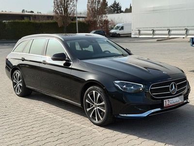 Usata Mercedes E300 Avantgarde 194 CV (142 kW) 2022 Nero Berlina