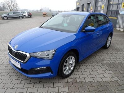 Gebraucht Skoda Scala Ambition 150 PS (110 kW) 2021 Blau Kleinwagen
