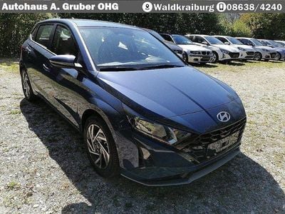 Neu Hyundai i20 Trend 101 PS (74 kW) 2025 Vibrant blue Kleinwagen