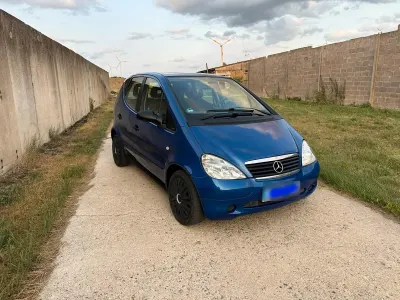 Gebraucht Mercedes A160 102 PS (75 kW) 2000 Blau Kleinwagen