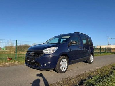 Usata Dacia Dokker Ambiance 102 CV (75 kW) 2016 Blu Monovolume