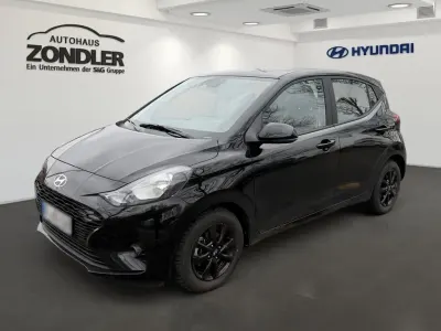 Gebraucht Hyundai i10 Select 63 PS (46 kW) 2025 Phantom black / met Kleinwagen