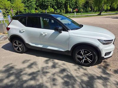 Gebraucht Volvo XC40 R-Design 190 PS (139 kW) 2018 Weiß SUV