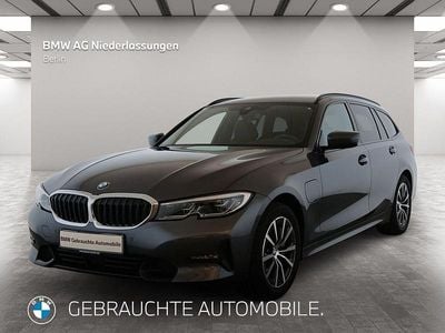 BMW 330e