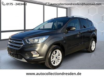 Gebraucht Ford Kuga Titanium 150 PS (110 kW) 2019 Grau SUV