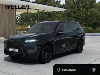 Gebraucht BMW X7 M Sport 340 PS (250 kW) 2024 Black sapphire (schwarz) SUV