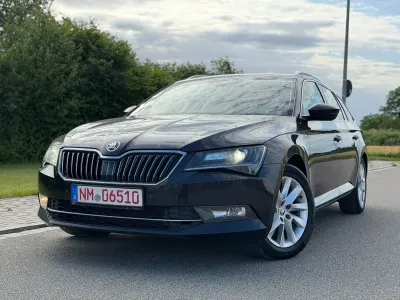 Gebraucht Skoda Superb Style 150 PS (110 kW) 2017 Schwarz Kombi