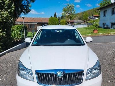 Brugt Skoda Octavia GreenLine 105 HK (77 kW) 2011 Hvid Stationcar