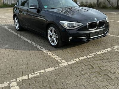 gebraucht BMW 118 i Sportline aus 2 Hand