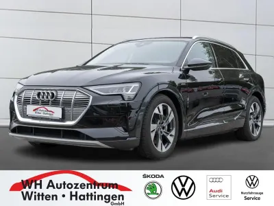 Gebraucht Audi e-tron Advanced 300 kW (408 PS) 2022 Mythosschwarz metallic SUV
