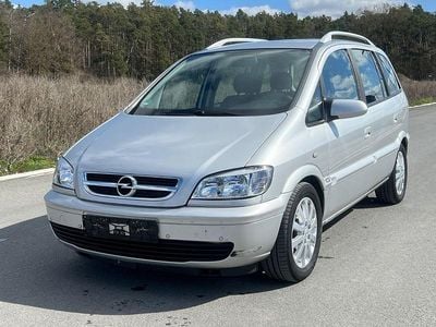 Gebraucht Opel Zafira Njoy 101 PS (74 kW) 2004 Silber Van / Kleinbus