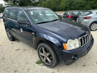 Gebraucht Jeep Grand Cherokee Laredo 218 PS (160 kW) 2007 Blau SUV