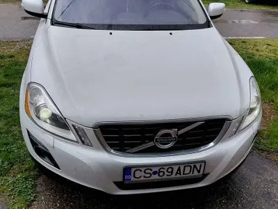 Gebraucht Volvo XC60 Summum 175 PS (128 kW) 2010 Weiß SUV