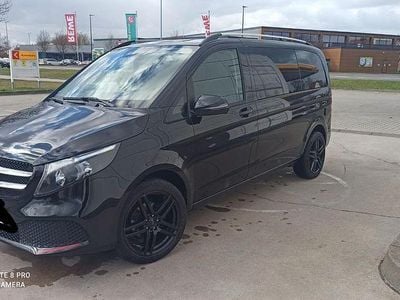 Usata Mercedes V220 163 CV (119 kW) 2019 Nero Monovolume