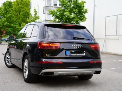 Gebraucht Audi Q7 Comfort 333 PS (244 kW) 2019 Schwarz SUV