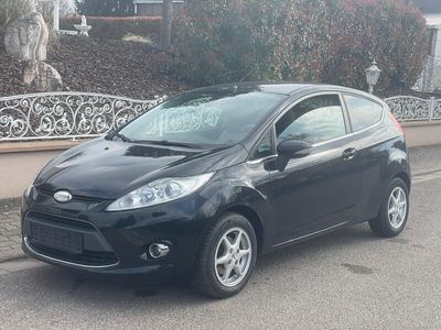 gebraucht Ford Fiesta Titanium