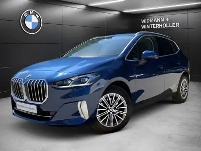 Gebraucht BMW 218 Active Tourer Comfort Edition 136 PS (100 kW) 2023 Blau Van / Kleinbus