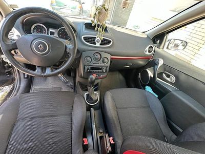 Gebraucht Renault Clio II 75 PS (55 kW) 2007 Schwarz Kleinwagen