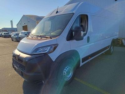 Gebraucht Peugeot Boxer 140 PS (102 kW) 2024 Lackierung weiss icy/typ ausse Van